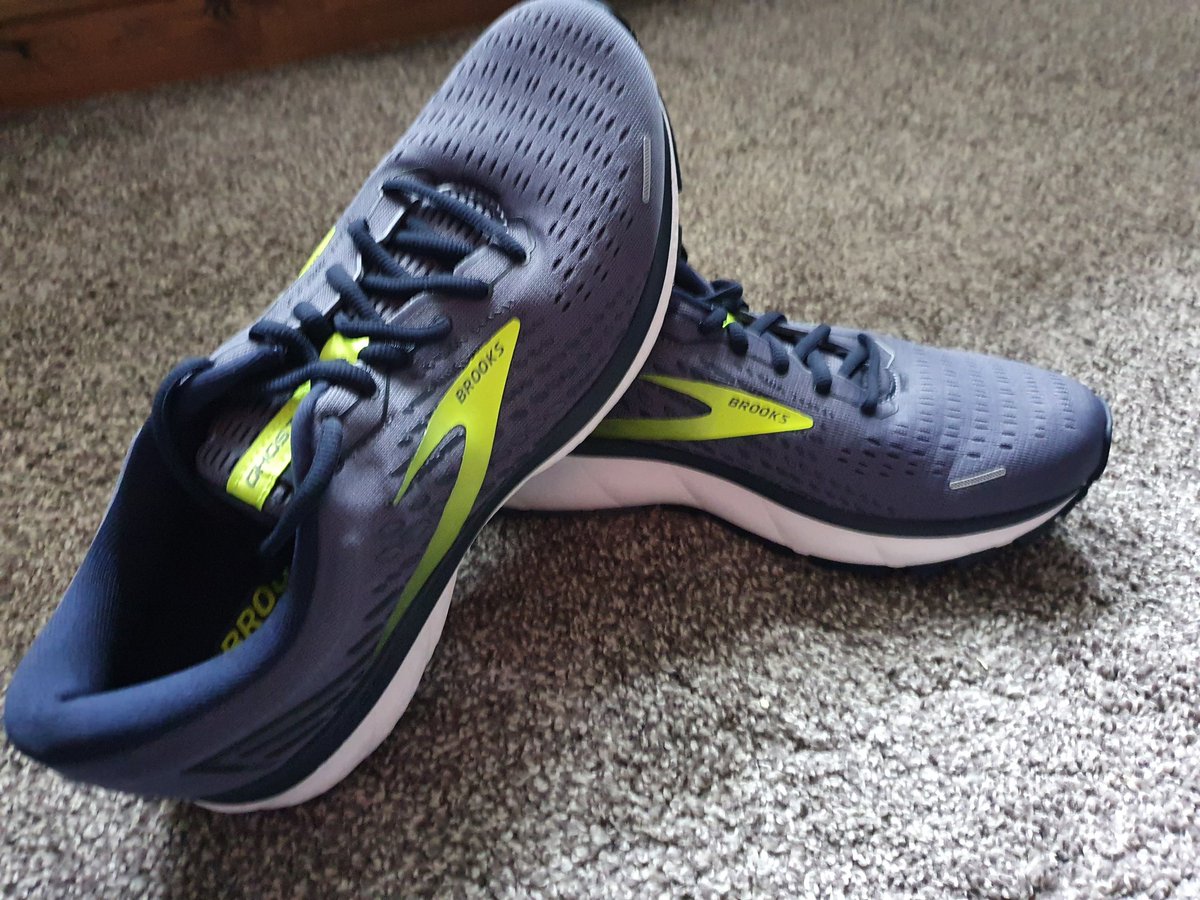 Mozzasoft's tweet image. New set of wheels have arrived.. #Brooks #Ghost13
