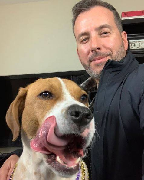 Should recruiters feature their pets in their marketing? @Fishdogs does. And here's the proof https://t.co/AJ1QiJGkc2 He's the guest on the Recruiting Animal Show at noon eastern at http:/Bitchfest.ca https://t.co/7JeTseufHt