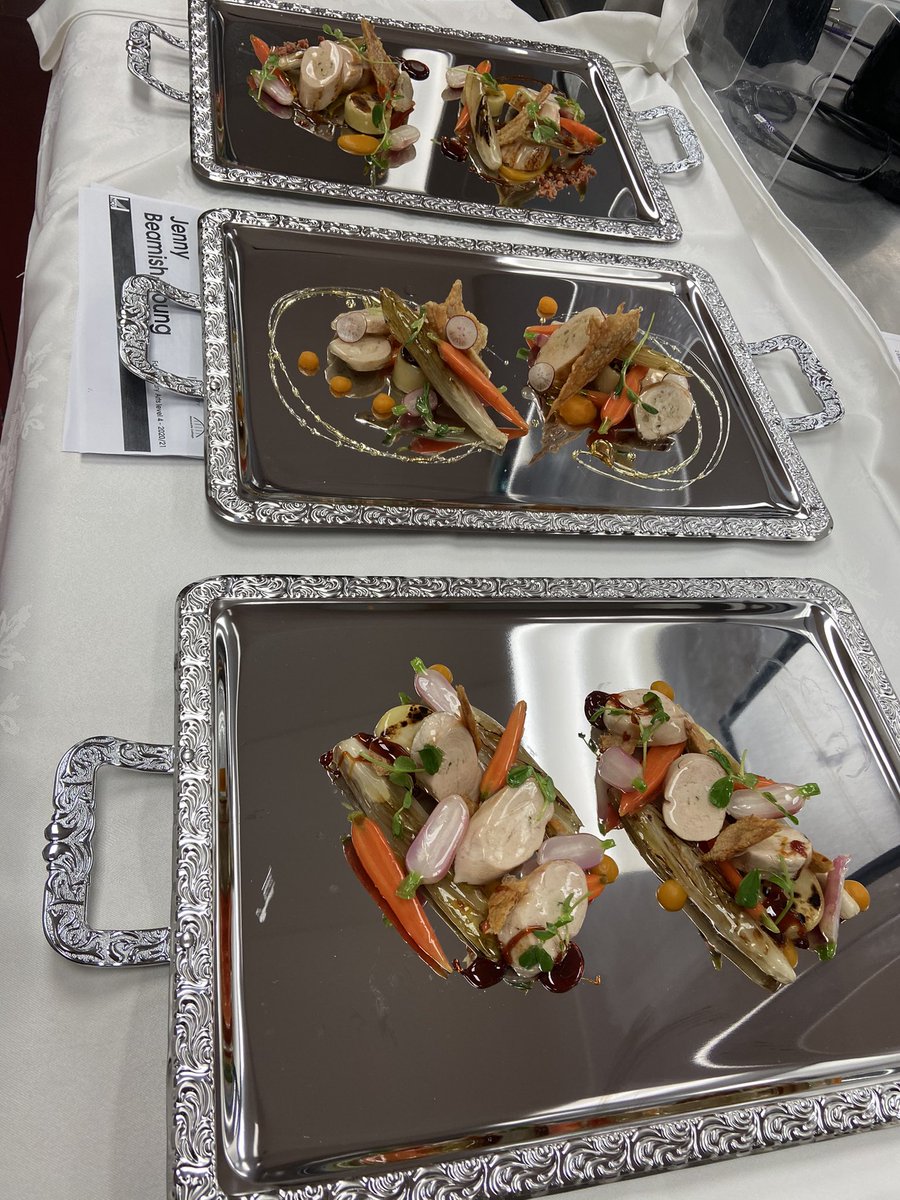 NCL_Lifestyle's tweet image. Great work from Level 4 Culinary Arts. Miso glazed salmon, wasabi, firecracker noodles &amp;amp; pickled mushrooms #aspic @NCLCollege @P1stAndy