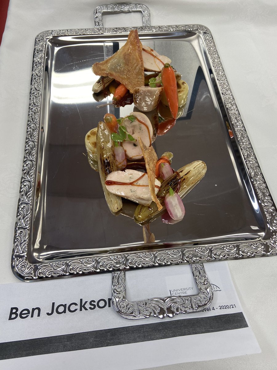 NCL_Lifestyle's tweet image. Great work from Level 4 Culinary Arts. Miso glazed salmon, wasabi, firecracker noodles &amp;amp; pickled mushrooms #aspic @NCLCollege @P1stAndy