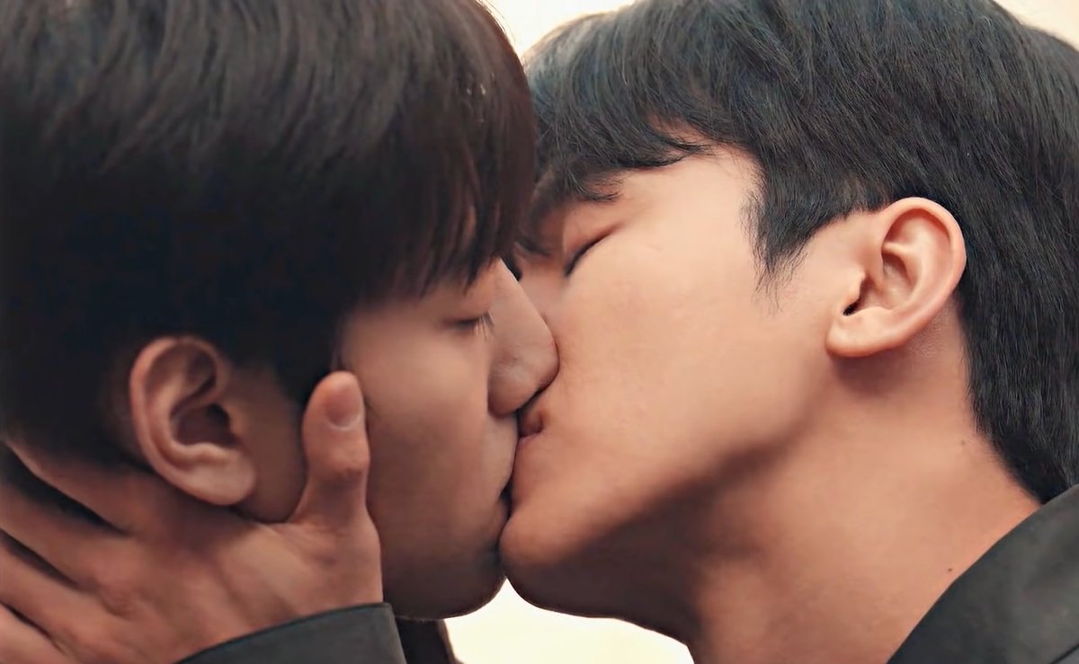 видео с корейскими геями фото 59