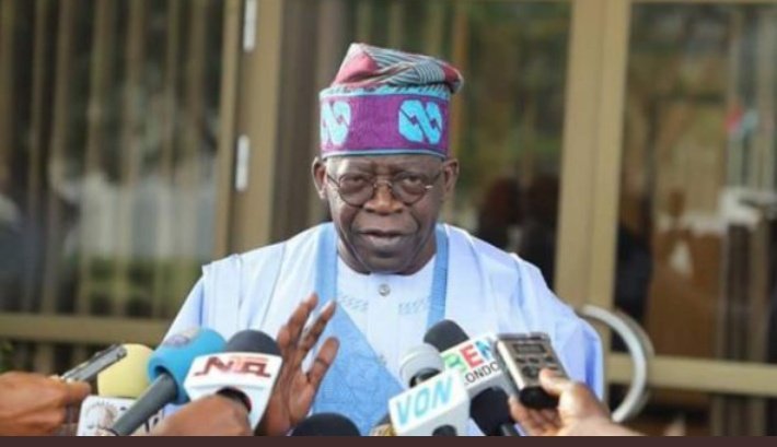 lex_Teflondon's tweet photo. I have said it before and I'll say it again, Tinubu will never ever ever ever ever ever ever ever ever ever become president of Nigeria in 2023.. he is old for this generation and whatever ideas he has are obsolete.. go and rest Grandpa.
Ogbeni dipo henry e don spoil https://t.co/19qK6wBKnO
