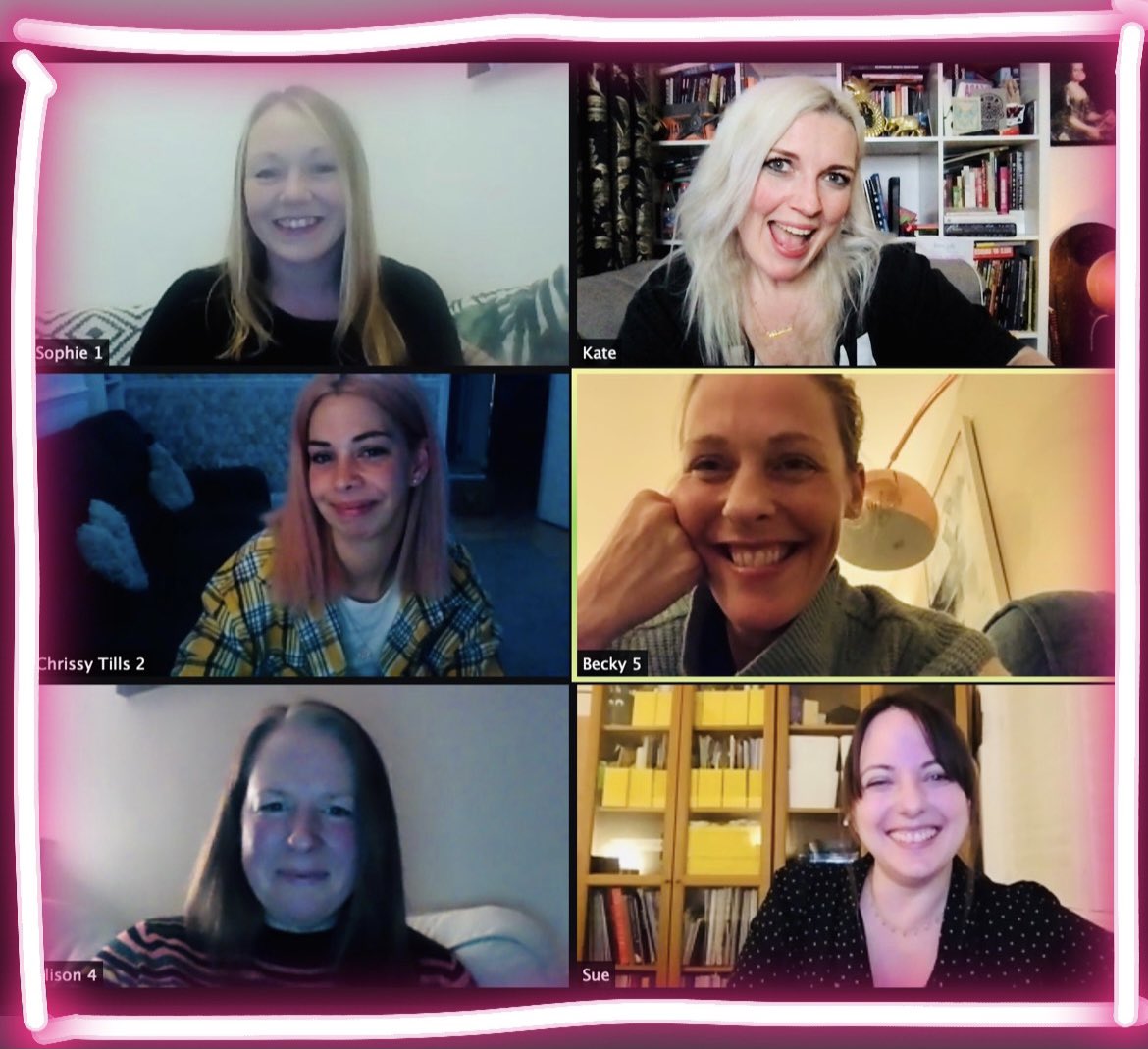 KateBellActor's tweet image. Last night’s Mum-Prov legends! ❤️

Smashing out of their comfort zones and improvising without really noticing they were! 

@AllMadeUpImprov 

#mumsofinstagram #fun #beginners #improv #mums