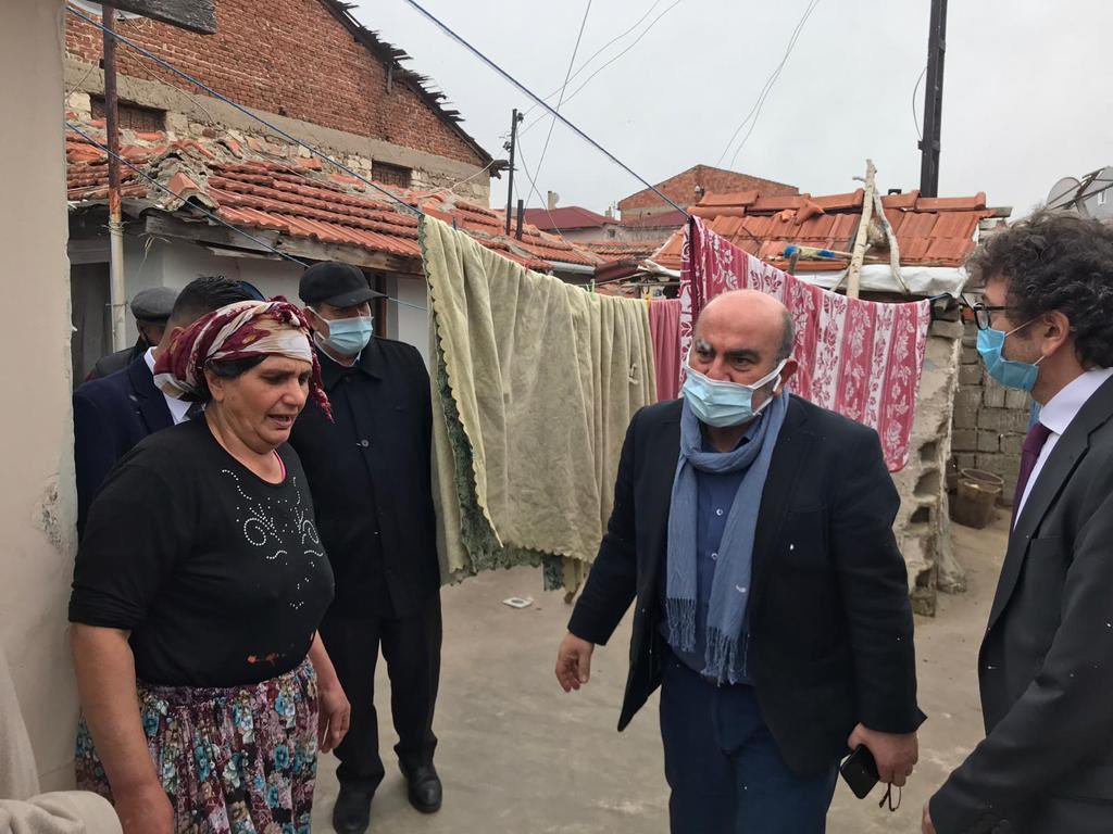 yukseltaskinn's tweet photo. Edirne Belediye Başkan Yardımcısı Dr. Ertuğrul Tanrıkulu belediyenin sosyal politika alanındaki değerli çalışmalarını anlattı. Engelsiz Yaşam Merkezini, Mor Ev Kadın Atölyesi’ni ve Roman çocuklar için açılan Romacted Çocuk Evi’ni ziyaret ettik. https://t.co/15t7FpAL9u