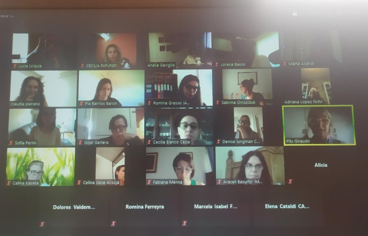 Ayer <a href="/ceciliapafundi/">Cecilia Pafundi</a> y <a href="/piibarriosbaron/">Pía Barrios Barón</a> representantes de <a href="/feedlot_ar/">Feedlot Argentina</a> en la Mesa de Género CAA, participaron de la 1° reunión en la cual disertó <a href="/PiluGiraudo/">Maria B Pilu Giraudo</a> contando su experiencia #lider en instituciones. Esperamos que sigan los encuentros exitosos de capacitación y desarrollo!