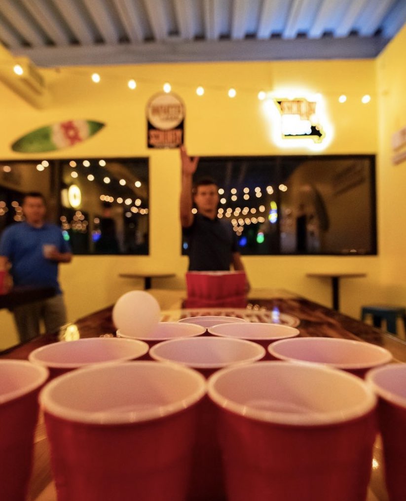 HToads's tweet image. Money shot! Who are you rooting for this #MarchMadness? 🏀 Join us for 1/2 price domestic beers, wells and select appetizers during EVERY March Madness game this season! 👏🏻 #lakeoftheozarks #basketball