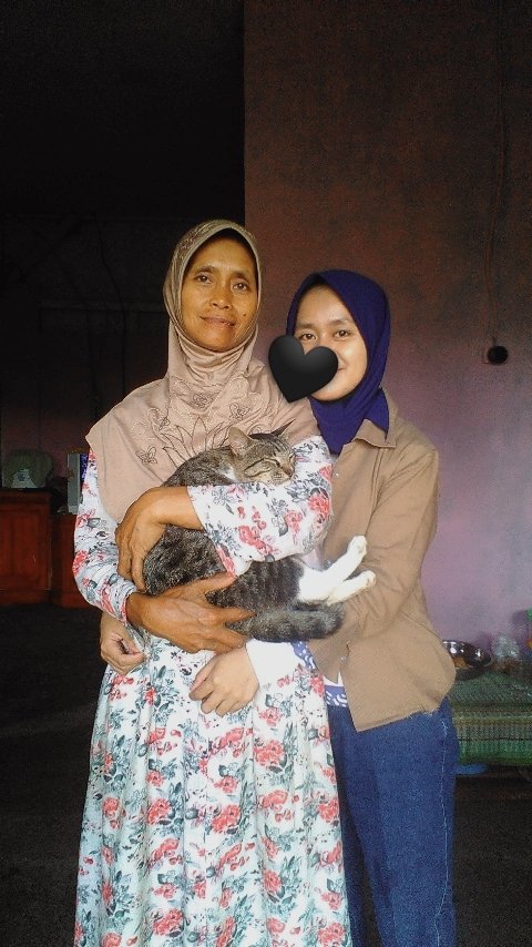 srimul06's tweet photo. Sejauh apapun kakiku melangkah
Engkau adalah rumah tempatku pulang
IBU ❤️ https://t.co/ys4RggtIWd