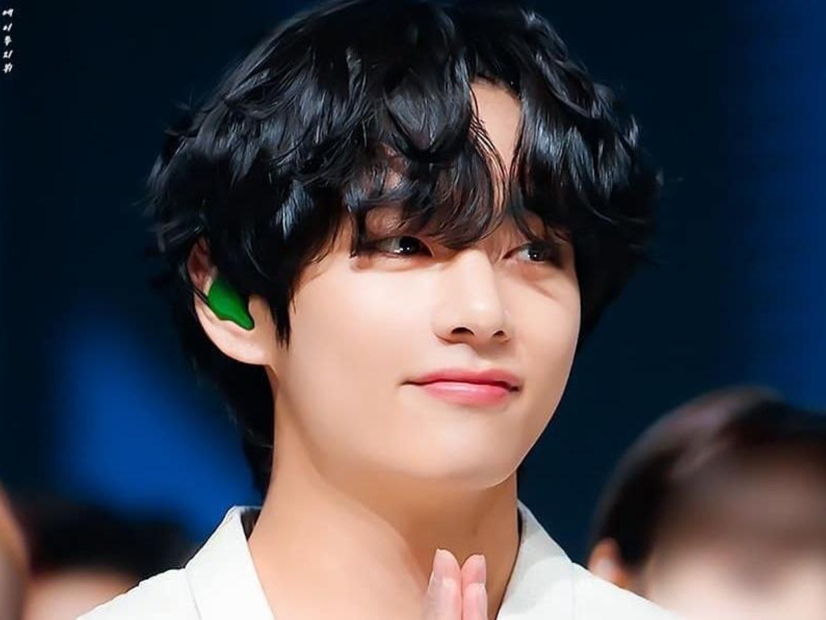 BTSquadPress's tweet image. [INFO]📰

¡ARMY se encontró a Taehyung de @BTS_twt junto a Seojoon y Hyungsik recientemente!

"La semana pasada, vi a V. Reuní mi coraje y le dije 'Hola' el me respondió poco después. ¿Sus ojos son tan bonitos, tan grandes y brillantes? Tenía la imagen de un joven inocente [...]