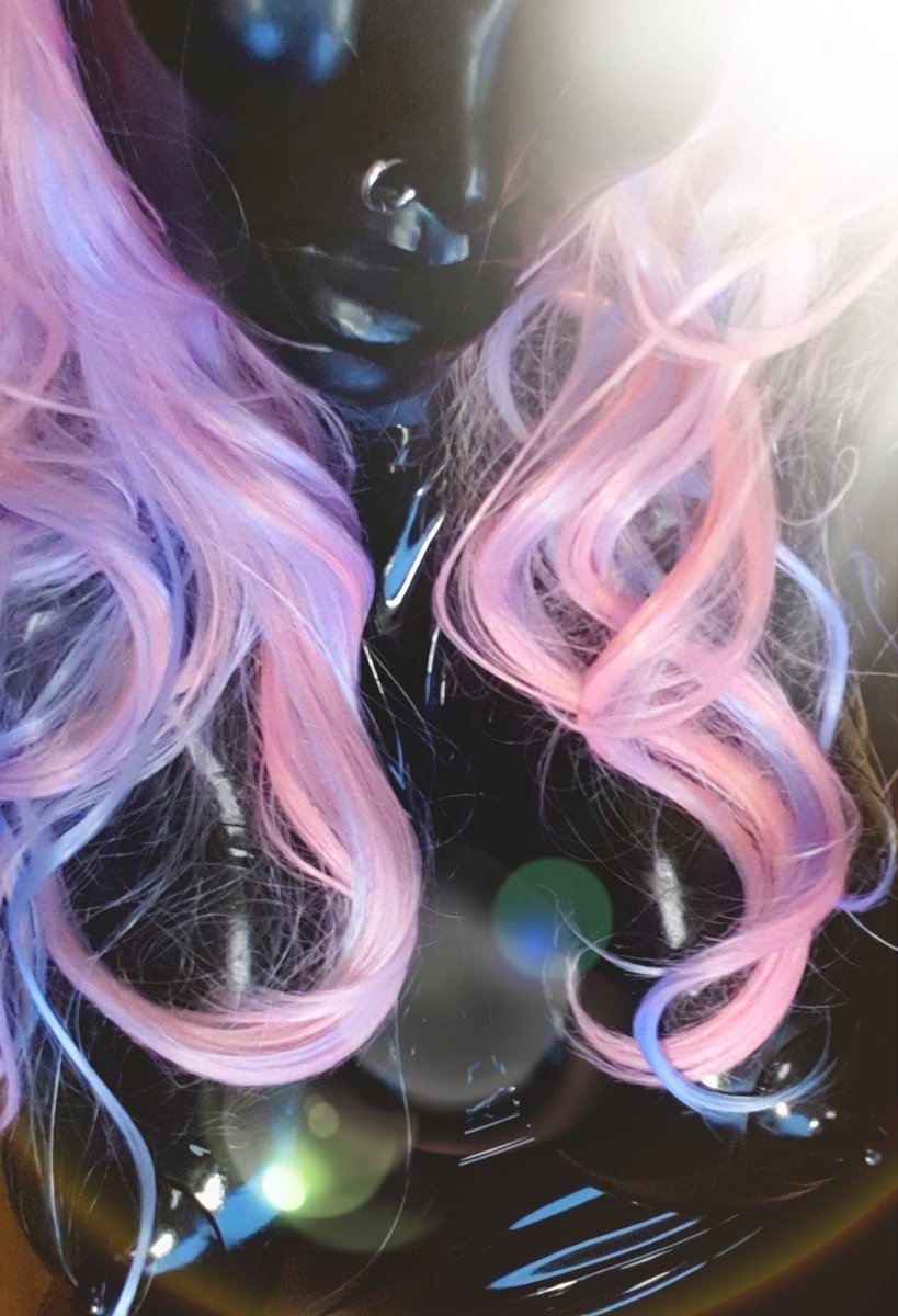 AfetishAv's tweet photo. Black Mamba ❤ 

@mpicsmedia 
#cool #stuff #oodt #Design  #body #maske #piercing https://t.co/LwTeAes5GS