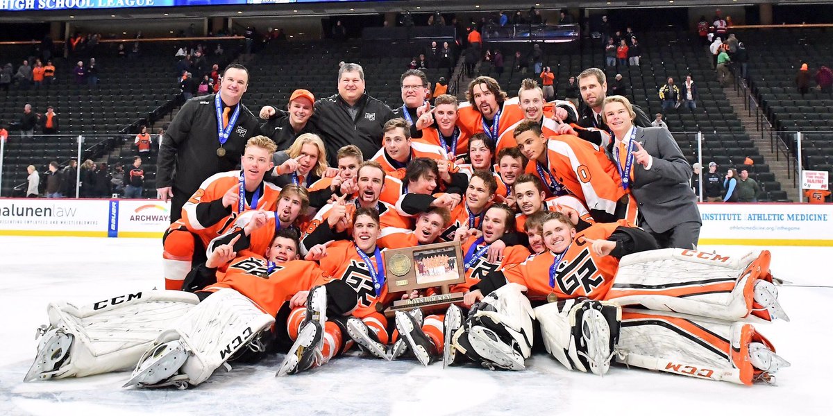 ReedALarson's tweet photo. @GRhockeyHS @FollowThePuck @YouthHockeyHub
Motivation for tonight!
#HalloweenMachine
https://t.co/S37AAKF2Fh https://t.co/5bGSvZDWmD