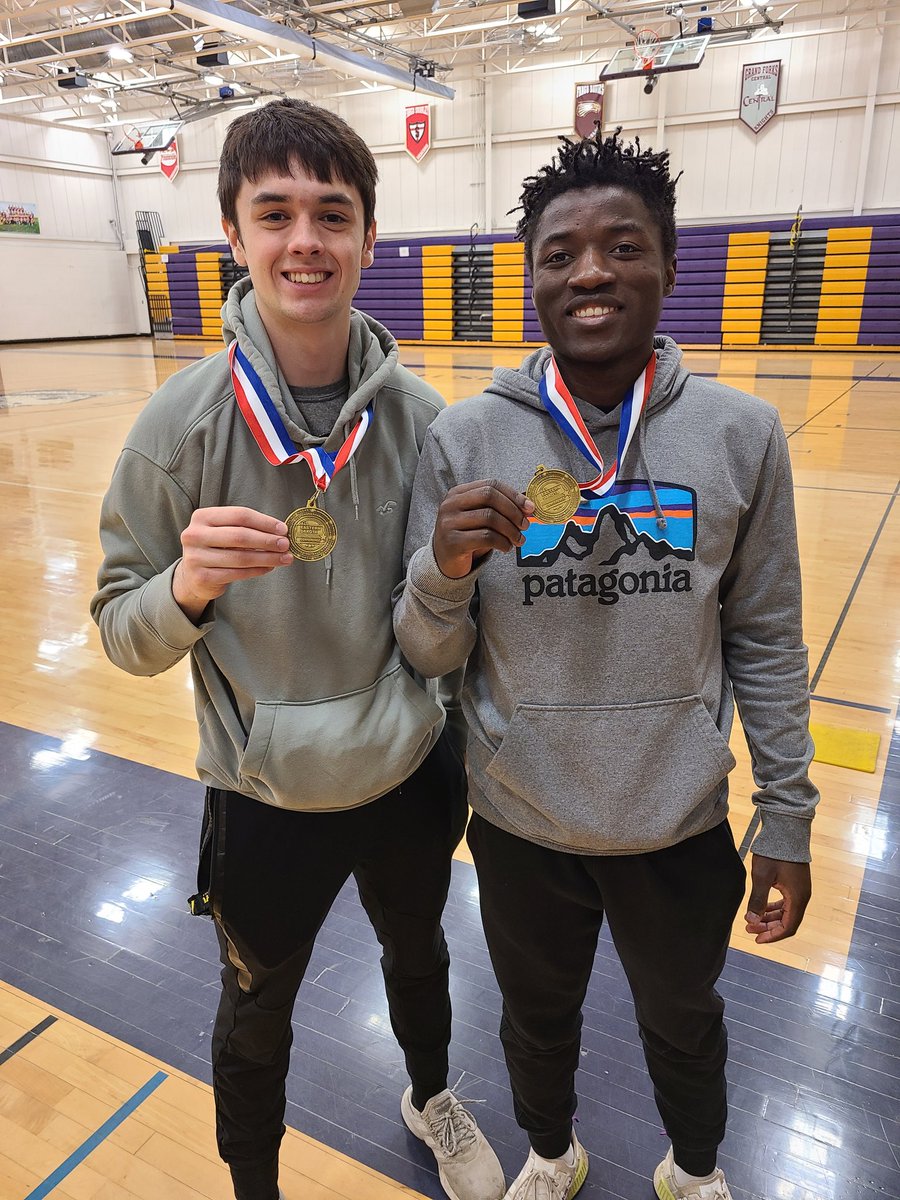 HuskieJeff's tweet photo. All-EDC medals came today. Congrats Tyler and Dez. #HuskieBasketball #HuskieNation https://t.co/18vio8dPAC