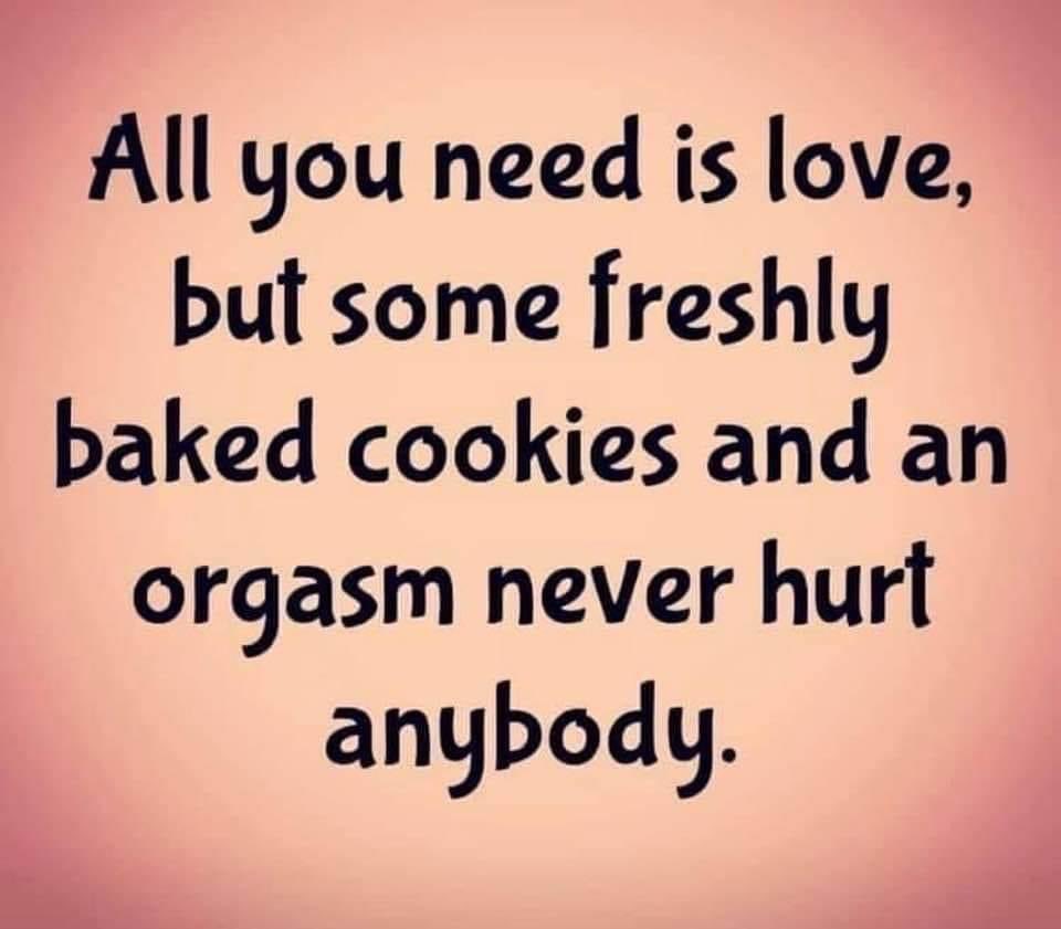 calig1rl7's tweet photo. #doesnthurt #cookies #love https://t.co/DlSbfr4Xcx