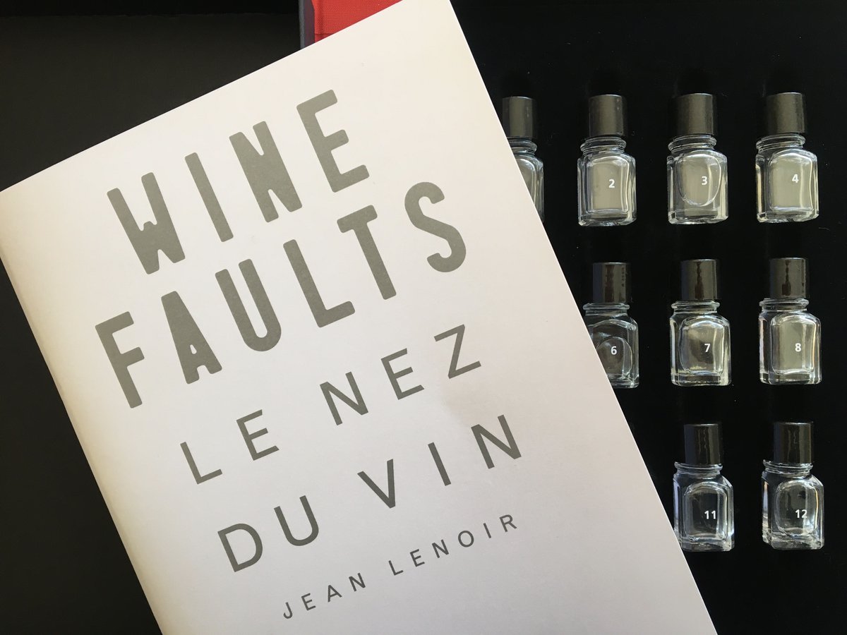 LouiseHurren's tweet image. Enjoyed teaching a class about wine faults (in English) with my French DNO1 students today, the @nezduvin 12-aroma box set was a god send #wine #faults #winefaults #lenezduvin #lenezduvinaromakit #teaching