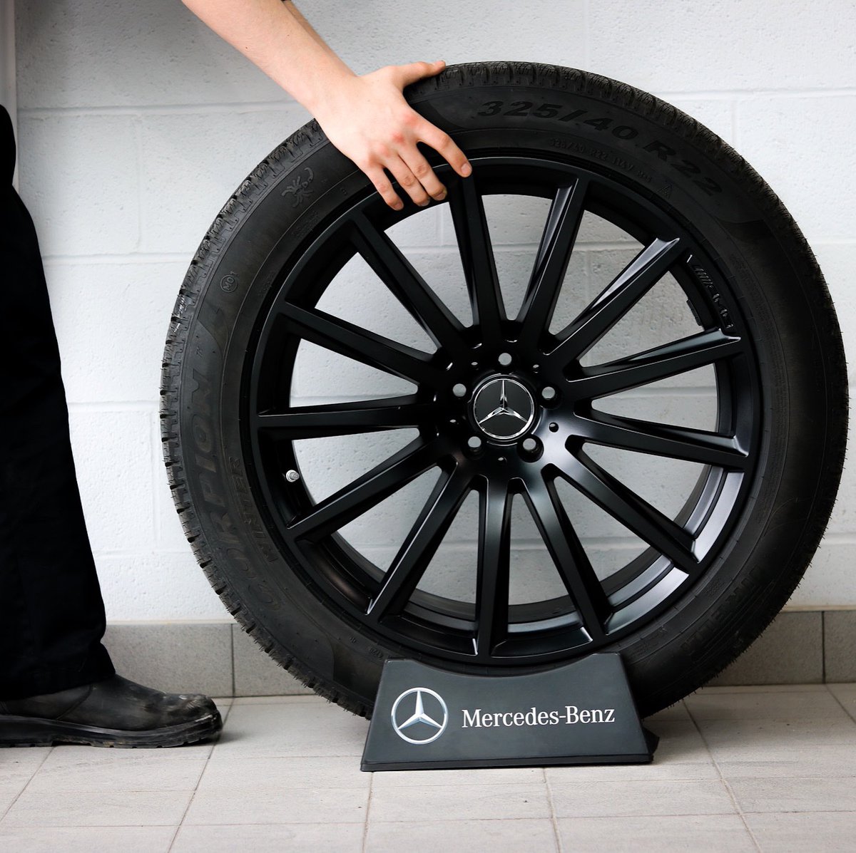 Spring brings about change, get your car summer ready now 

Check out our selection of tires made available to you by our parts department

.
.
#mercedesbenzcanada #mbptbo #spring #changetires #wintertires #summertires #selection #available #partsdepartment