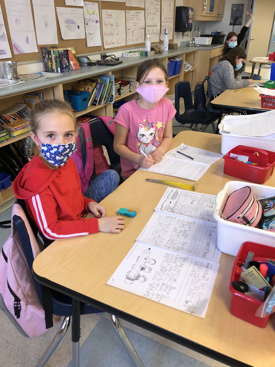 Michael27705040's tweet photo. Look at the amazing multi paragraph writing by our grade 3s and 4s.  Great job telling us what your favourite meal is. @DiamondTrailPS @dsbn https://t.co/lAulZwyDBx