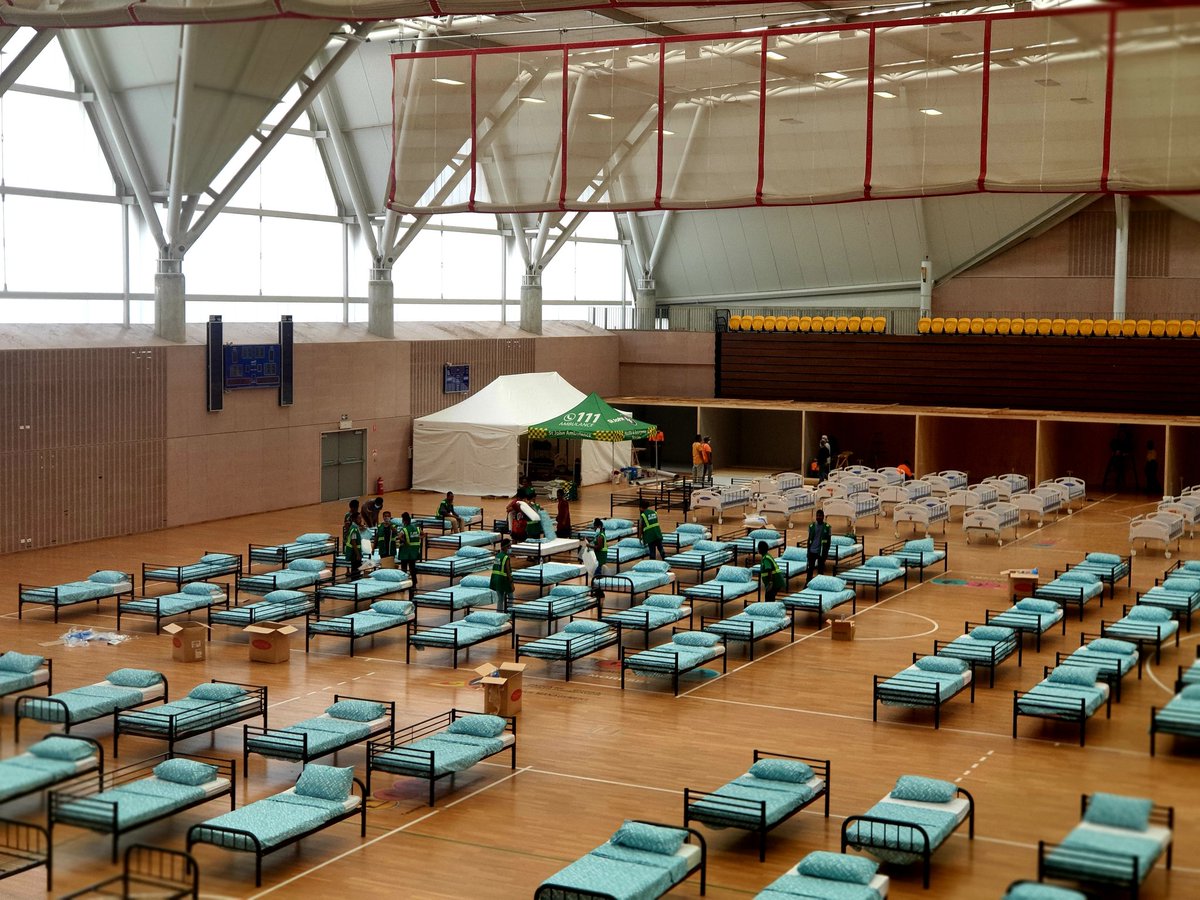 Becky79961582's tweet photo. TAC Field Hospital will have about 300 beds and will be managed by the #NCDPHA and #StJohns.
St John's CEO @matthewdcannon said that they were doing some last check and balance on the site and would start off with taking in about 30 to 40 patients by tomorrow or Saturday. https://t.co/N2umxBP3QA