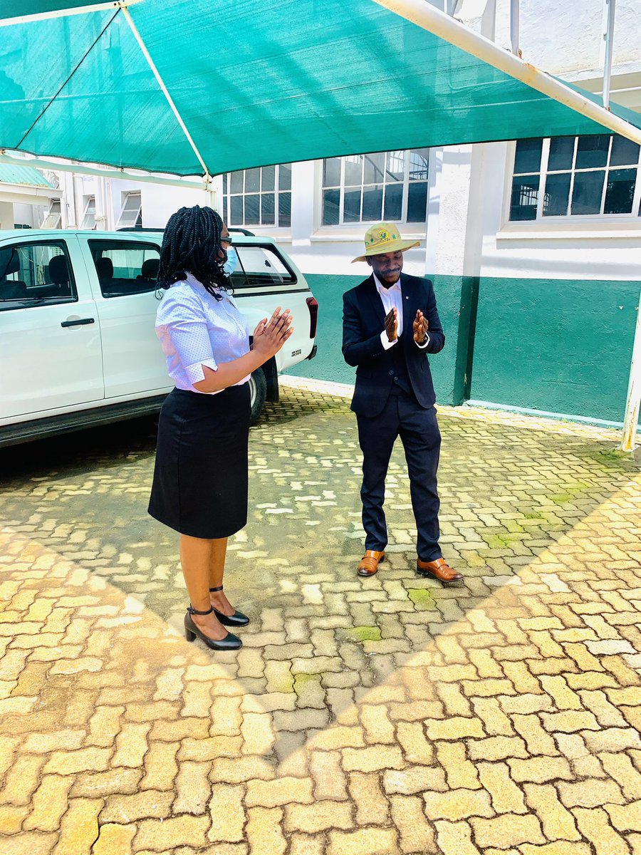 terrymap1's tweet photo. Inini ndapihwawo Gejo rangu ne Mealie Brand. Getting an appreciation from this Big Brand means a lot to me. Thank you Mealie Brand for this, i take this to my Village with pride and very soon my Oxen will be pulling it tichirima. Inini I celebrate God @eunicechivunga @AChomwecho https://t.co/Jf3TY1hbiS