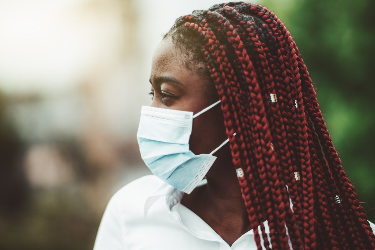 StopTB's tweet photo. Every minute, 3 people die from TB, a disease we can prevent &amp; cure. But many are fighting for change. On #WorldTBDay we honor the heroes working to #EndTB. Thank you @TerezaKasaeva @DrTedros &amp; @WHO #TheClockIsTicking⏰ to reach the @UN #TBTargets2022. RT &amp; tag 3 heroes. https://t.co/MIaNBN2rUd