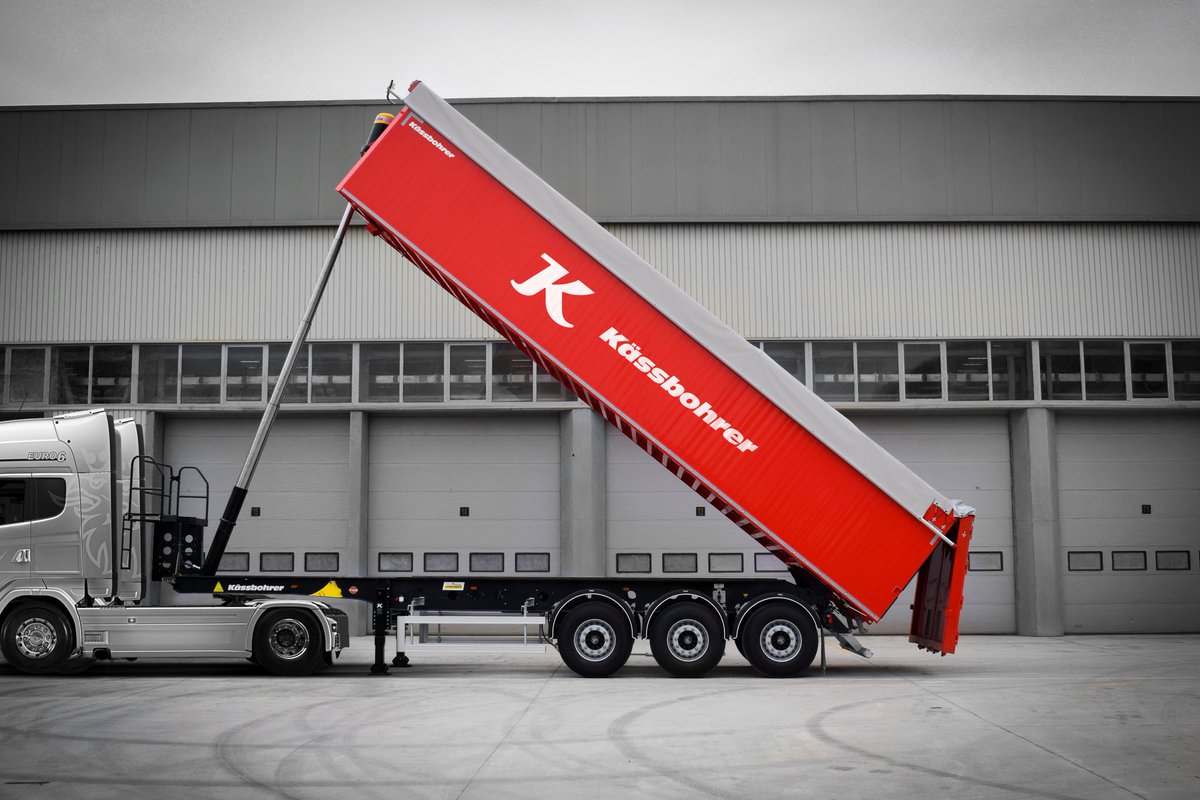 Kaessbohrer's tweet photo. Wir sind stolz darauf, unsere Aluminium-Kipper der Serie K.SKA A für den Transport von landwirtschaftlichen Materialien auf den Markt zu bringen!

Um mehr zu erfahren, lesen Sie jetzt: https://t.co/YdtxyWF8jl
Zum Entdecken in 360-Grad-Ansicht besuchen Sie https://t.co/v6NTMH17qb. https://t.co/m3VPpu0Jxz