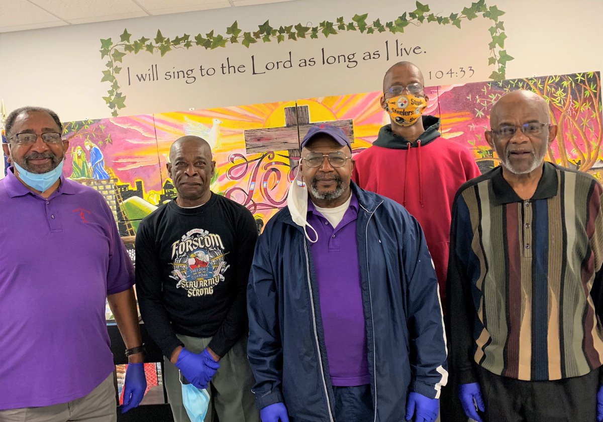 FAOIAM2540's tweet photo. Y'all know if it's a Wednesday, Harry Hosier United Methodist Church is here! And they are here to say "hump day!" These men were spot on and hardworking, no surprise there, and we always look forward to their energetic spirit! #volunteers #HumpDay https://t.co/jS80BmzDE5