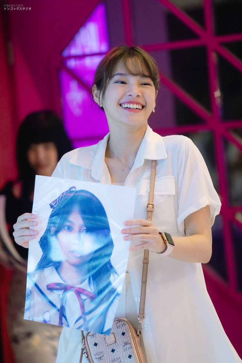 ชอบรูปนี้มากเลยอะ แง่งงงงงงงงง คิดถึงมากเลยนะรู้ไหม คนเก่งคนดี 🥺🥺🥺