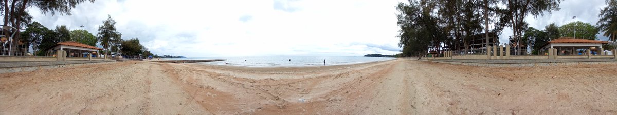 hamano_tsubasa's tweet photo. Port Dickson beach, Negeri Sembilan, Malaysia.
One of the famous beaches in Malaysia. Specificly at south-west coast of the Peninsular.
I actually come earlier so I could take images of the sunset, but it was raining right after I took these pics 😅
#HaatoWWTourGuide https://t.co/VyzqhqZ4yi