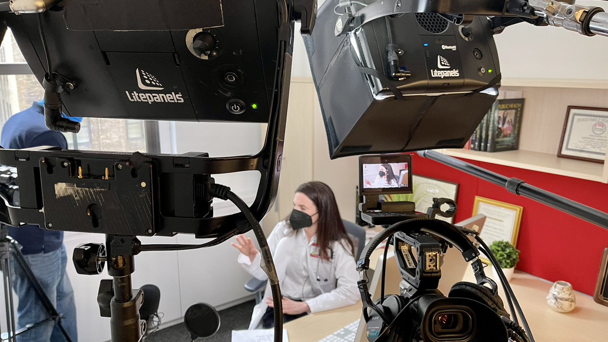 WCMVirtualCare's tweet photo. Our faculty hard at work creating our next education series for telemedicine providers who want to improve their clinical skills in the virtual space. #telemedicine #virtualcare #digitalhealth #centervirtualcare https://t.co/nKNkThVtYM