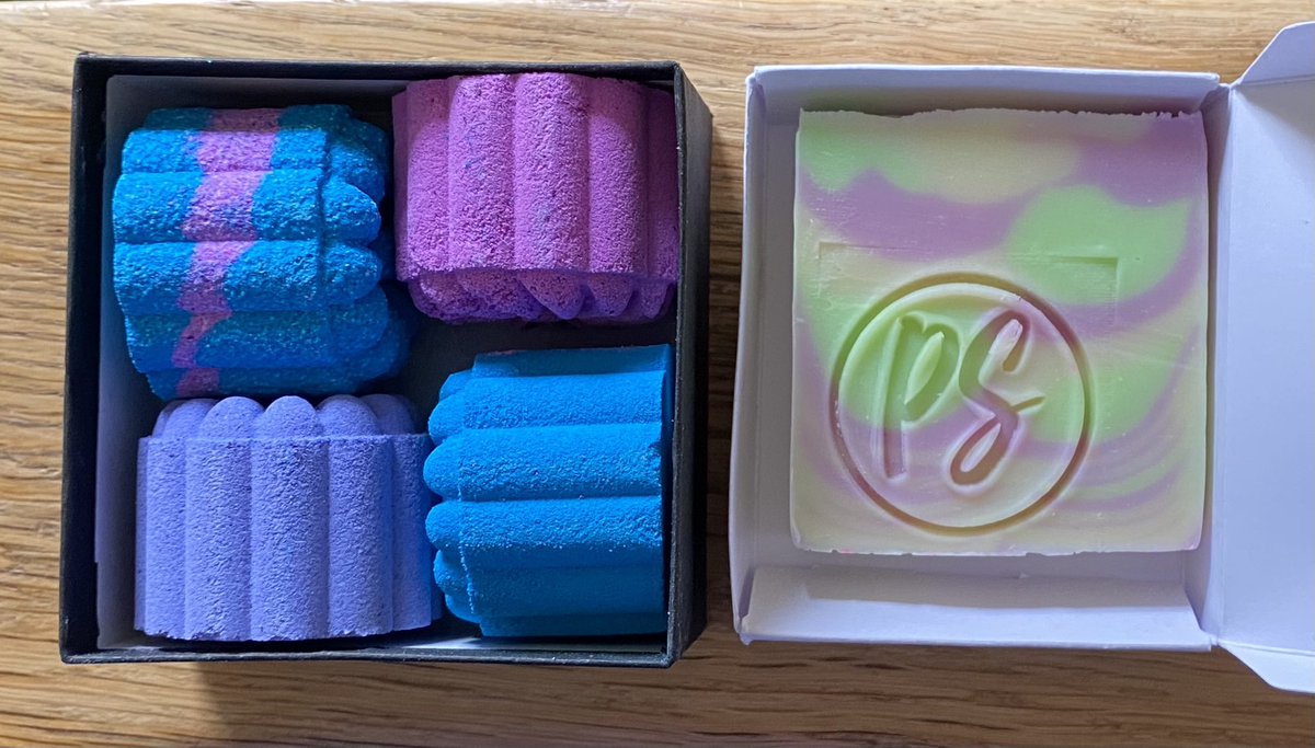 Ooh, look what arrived today - and only ordered yesterday from Adele <a href="/PrettySoaps/">Pretty Savage®: Plastic Free Skincare</a>. They are indeed pretty ...and they smell divine. I can’t wait for my bath tonight. Just have to decide which soak to treat myself to. #prettysavagesoaps #soap #plasticfree #treat
