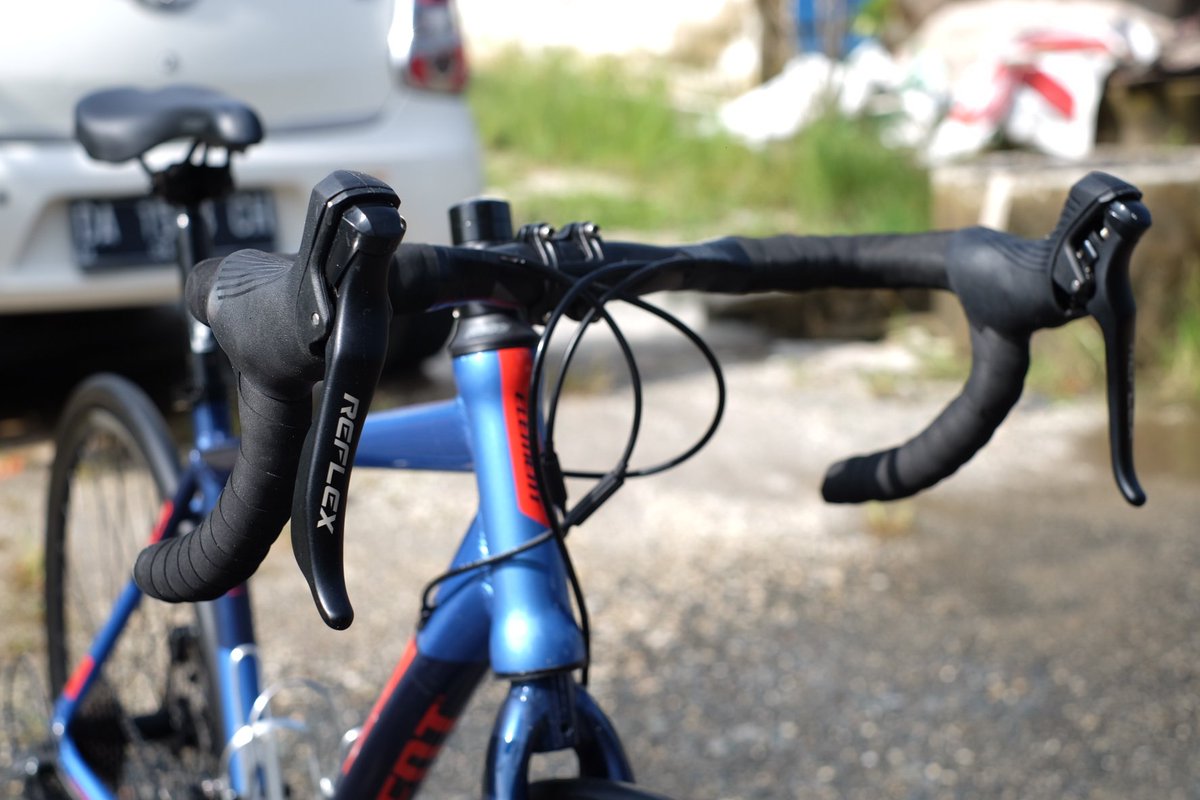 tto_pltrn's tweet photo. Wts full bike roadbike element frc38 cuma 3jt aja.. Siap kirim2.. Wa 085389636323 #fnfjb https://t.co/iBLrKFWuWY