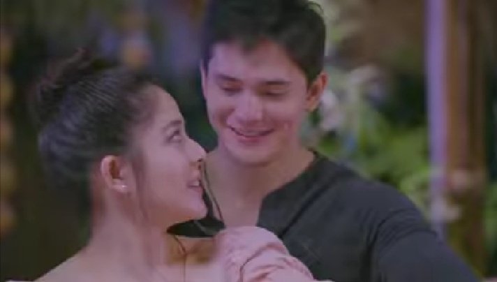 jobz1029's tweet photo. Haysss!!  Bukas ulet!!  Guys SDF @ShairaDForever_
and @RurunaticsOFC !! Thanks sa pagtweet!! Matutulog ng may Kilig!!  @Shairadiaz_ #OMWTYAloneTogether 
Shaira Diaz https://t.co/REl303t5VI