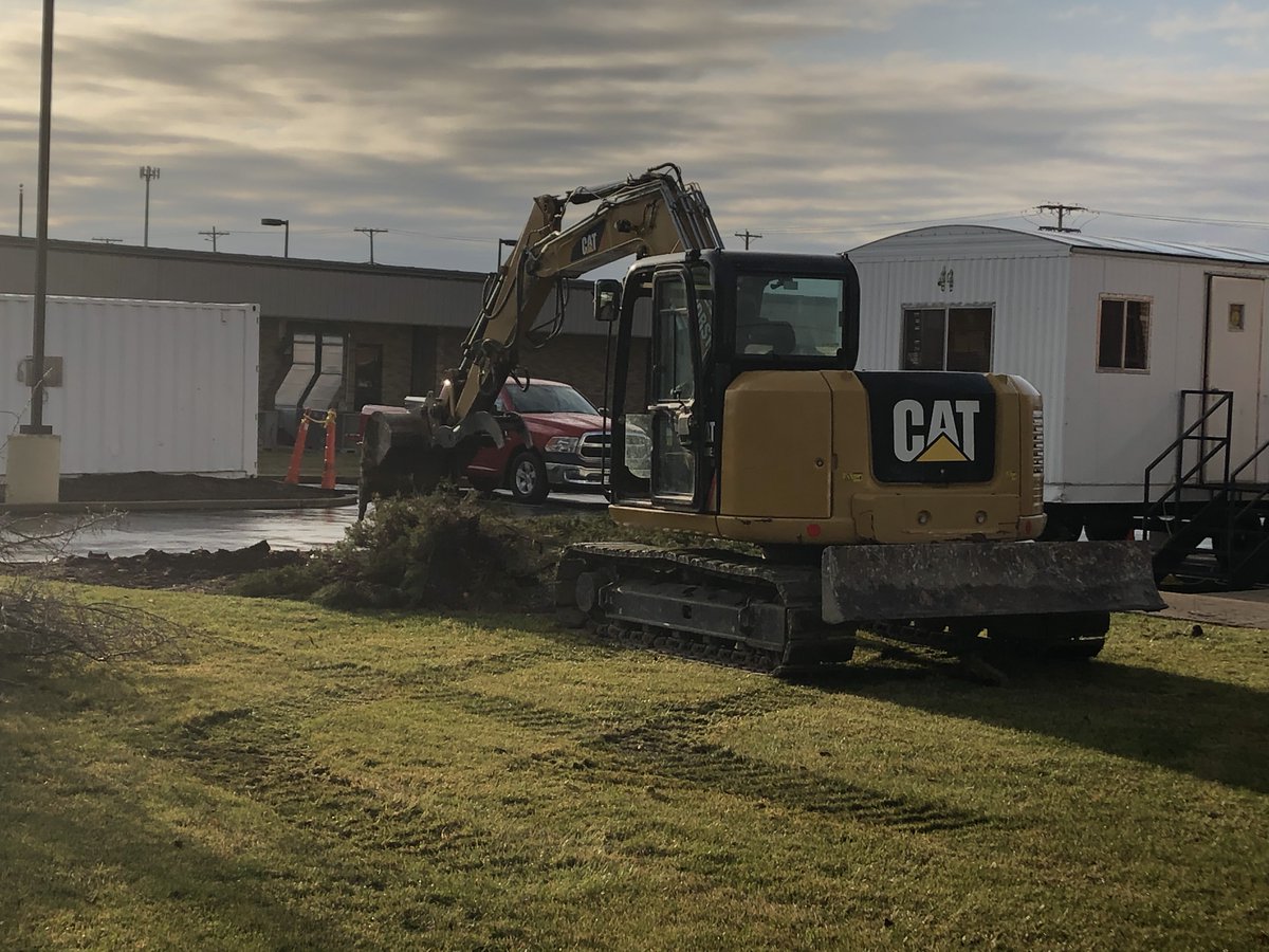 FirstFedVW's tweet photo. And so it begins...lots of excitement with our building project!! #BuildingBetterBanking #1stFedVW https://t.co/KDfCqVG9U9