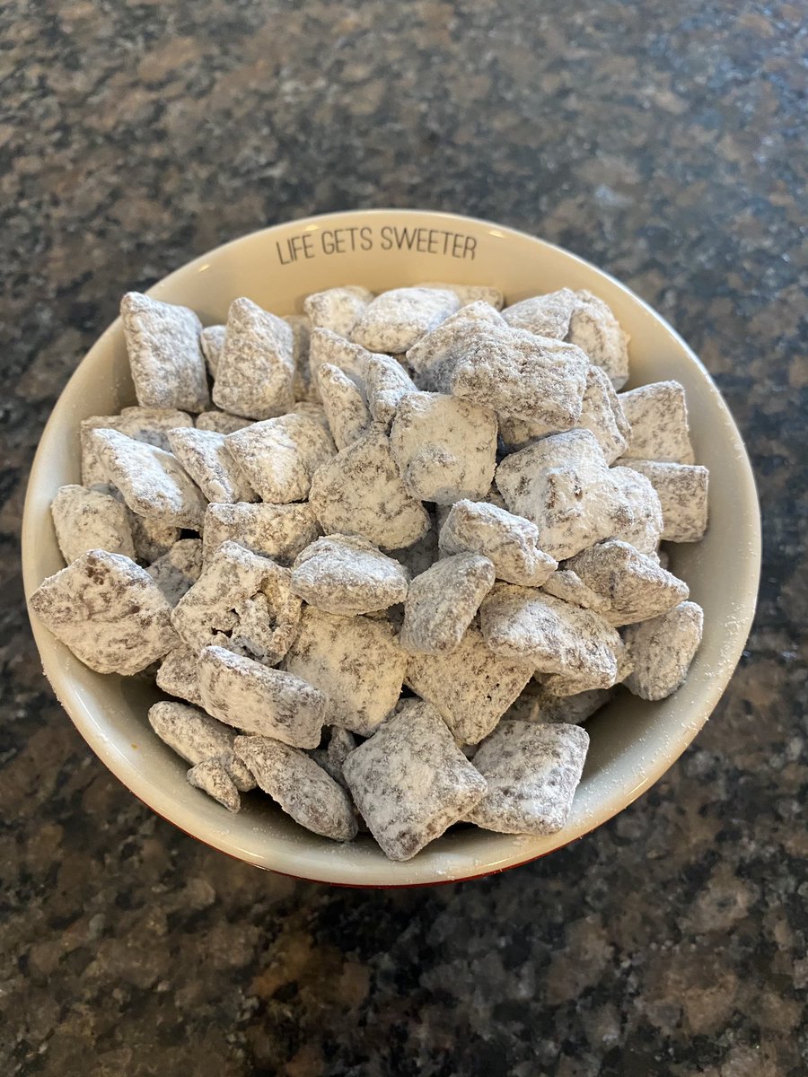 What better way to start the day than to demo some Puppy Chow with my Pastry Chef Students!! #leydenpride