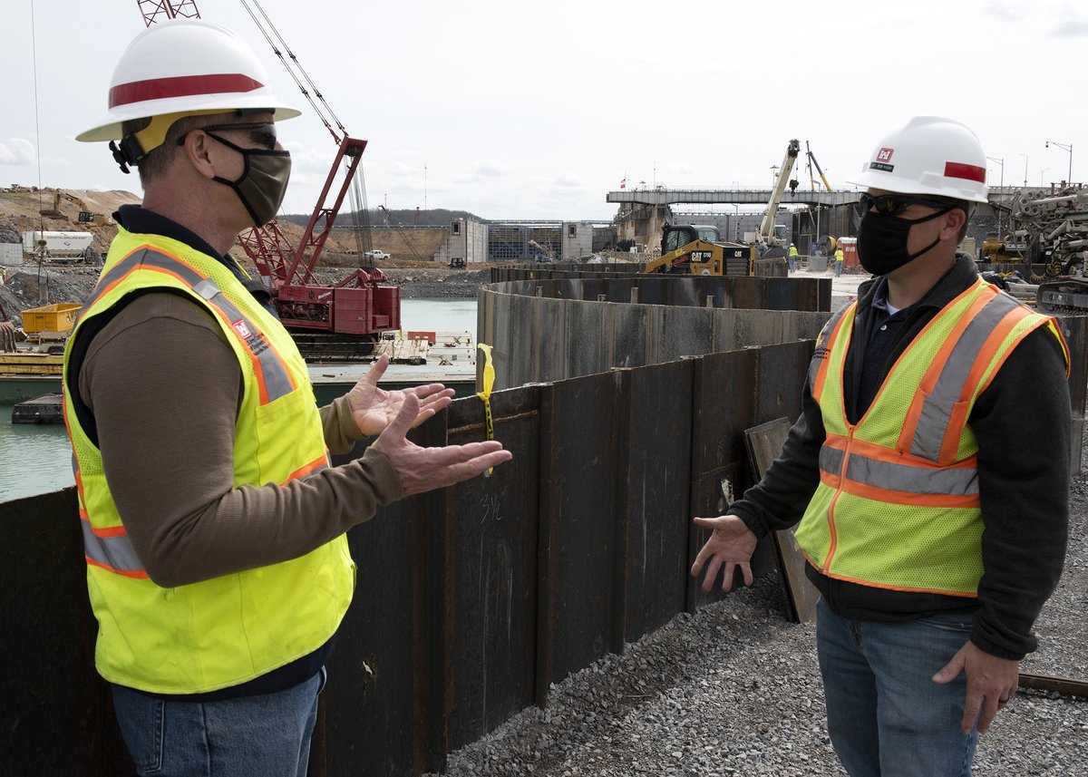 NashvilleCorps's tweet photo. #Kentucky Lock Addition Project cofferdam is finished, a milestone that paves way for downstream excavation &amp; prepare site for construction of remaining portion of new lock chamber at @TVAnews project. #Construction #KentuckyLock #NashvilleCorps #USACE 
https://t.co/3nVgbysWyW https://t.co/0iJbcGCoiG