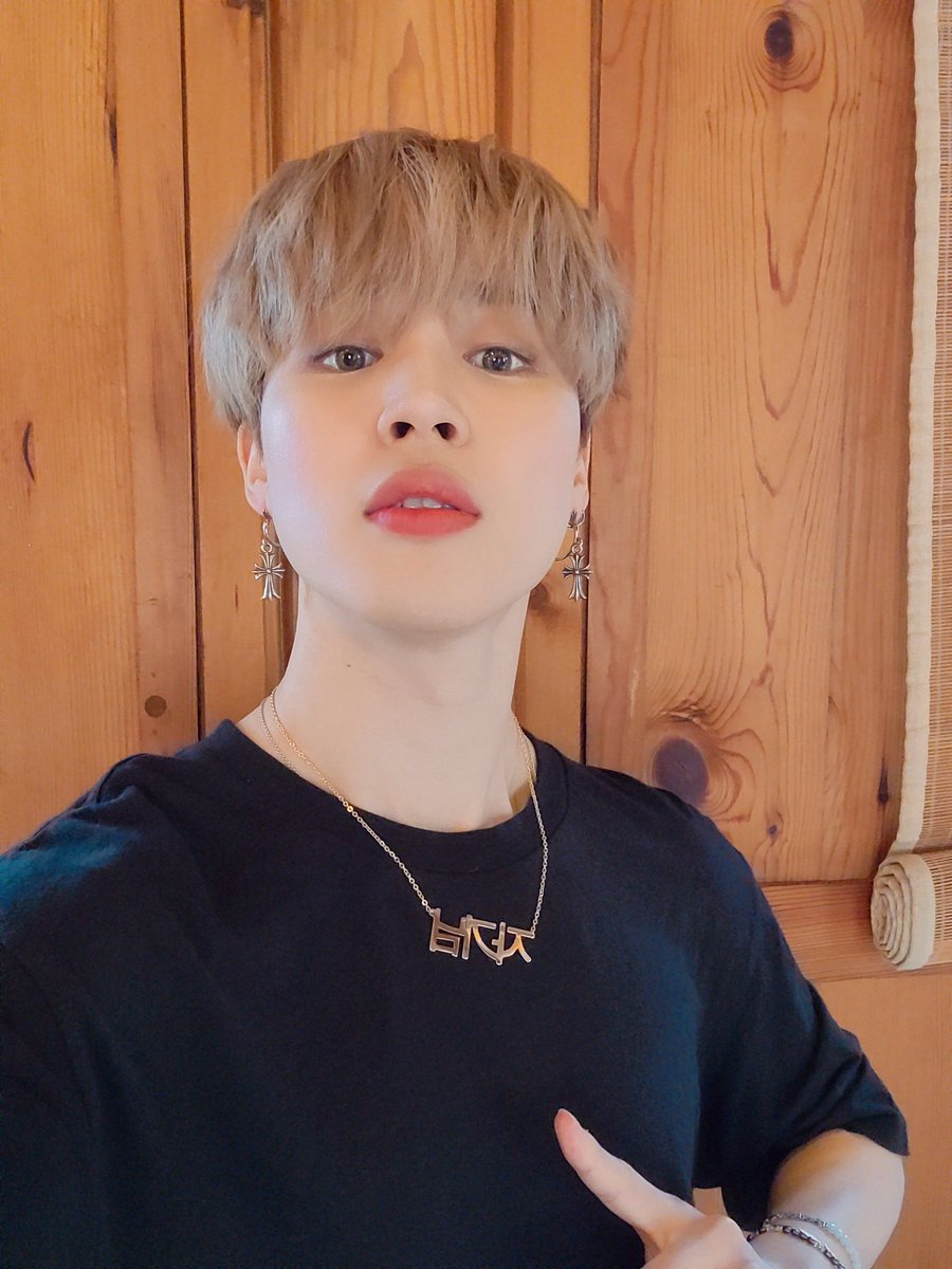 pjminaparty's tweet photo. oh i had missed him so much🥺

- #지민 #JIMIN #BTS @BTS_twt https://t.co/WKKJRMxY03
