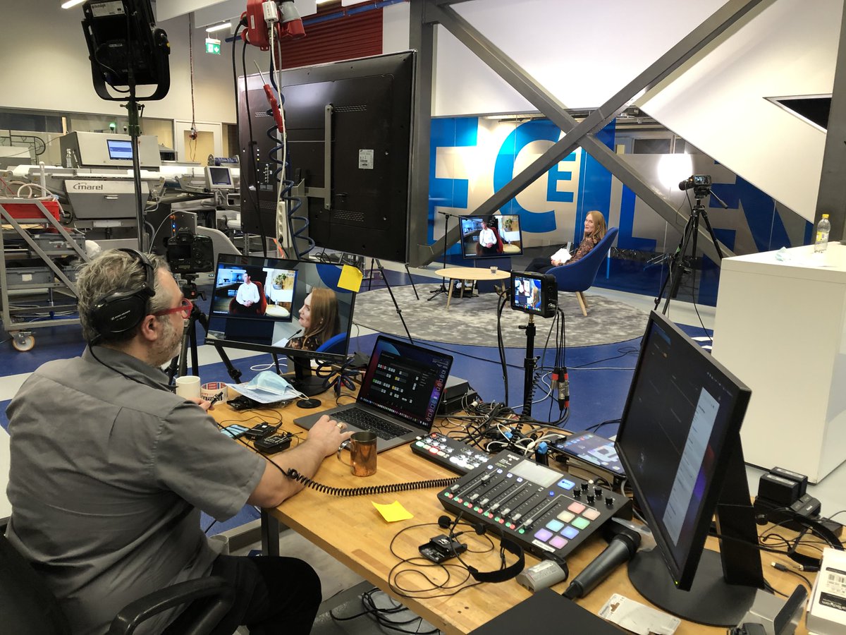 Marel_news's tweet photo. From sustainability in the meat industry to the latest innovations. EVP David Wilson answered questions from our colleagues in a live event yesterday. Learn more about our meat processing solutions: https://t.co/nxVIrfeU7F
#TeamMarel #firesidechat #TransformingFoodProcessing https://t.co/6gPvgeBZGh