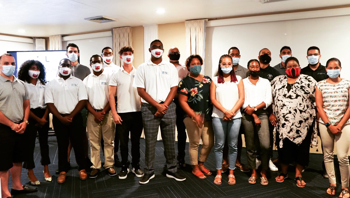 tlfbermuda's tweet image. Check out this great group of Alumni! Studying information technology or know someone who is? Don&apos;t miss out on this paid summer programme combining education, projects and experience. Deadline is March 31.
Learn more: tlf.bm
#Bermudatech #Bermuda