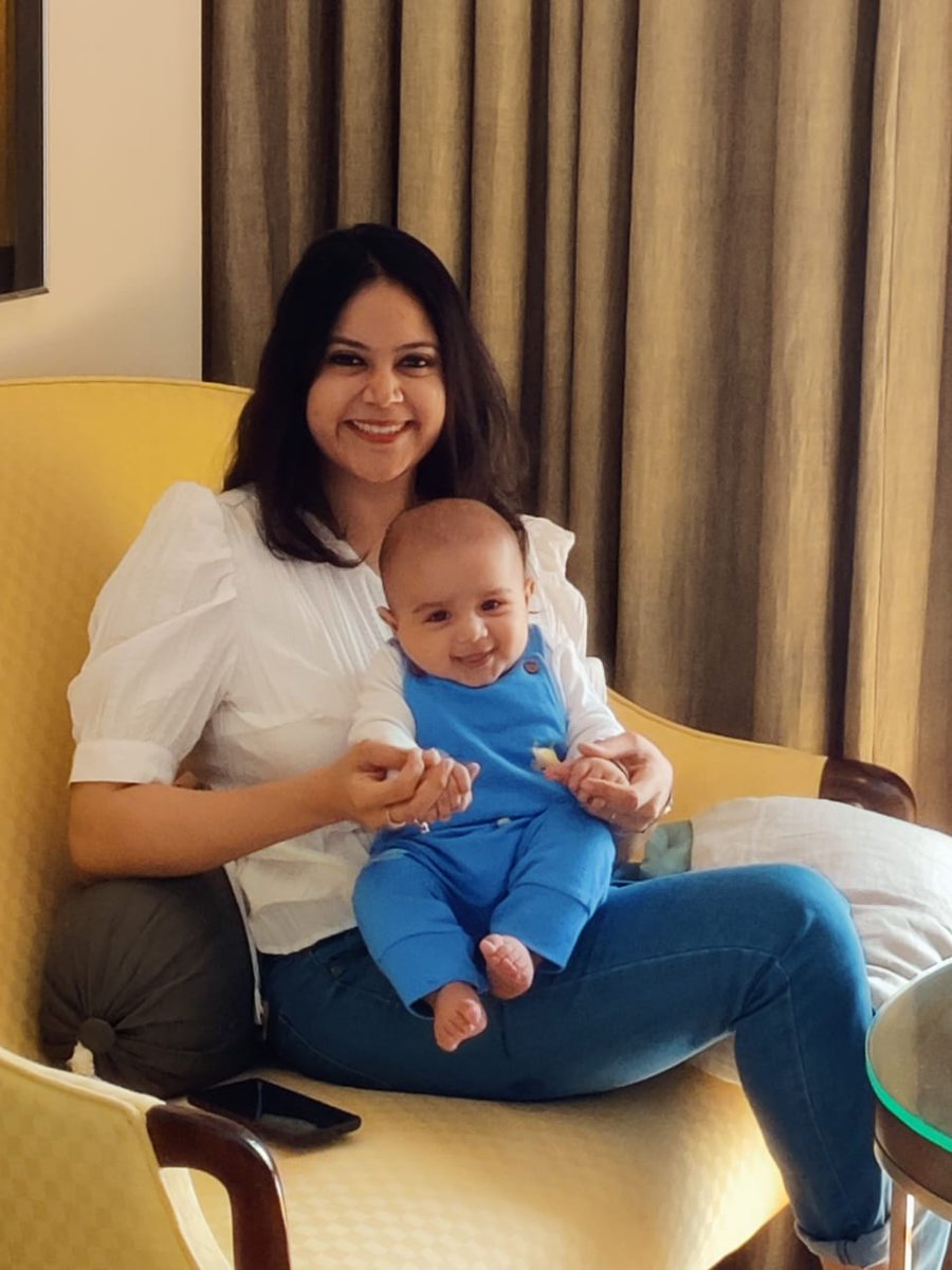 dayalpooja's tweet photo. Motherhood is crazy! Happy 4 months my love 😘💖 https://t.co/JccZ1M5QaG