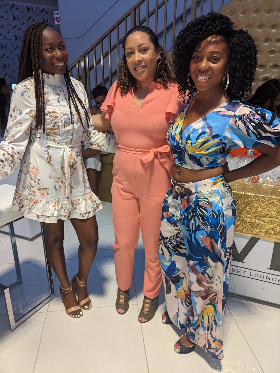 locngrowent's tweet photo. Women In Media Brunch - Recap Video Dropping Soon!! Definitely A Vibe With Beautiful and Talented Woman... Recap Video by @draculaxproductions #sflwomeninmediabrunch
.
.
#locngrowent #womeninradio #womeninjounalism #womeninmedia #womeninspiringwomen #mypublicistisblack https://t.co/TX4v3b3BOi