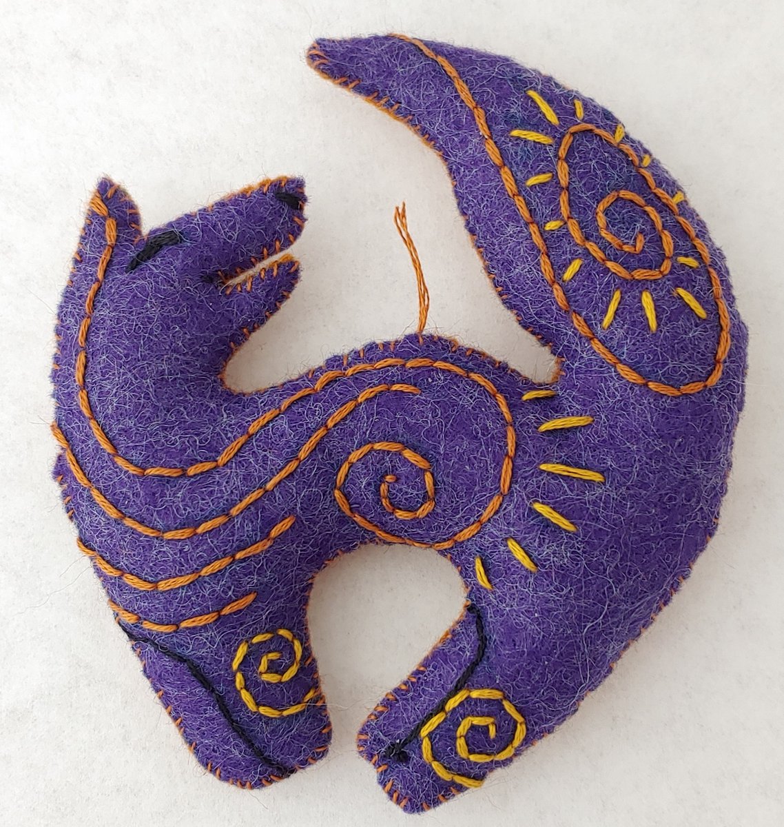 MildChutney's tweet photo. Double-sided fox ornament. https://t.co/6eKhPHxiaU