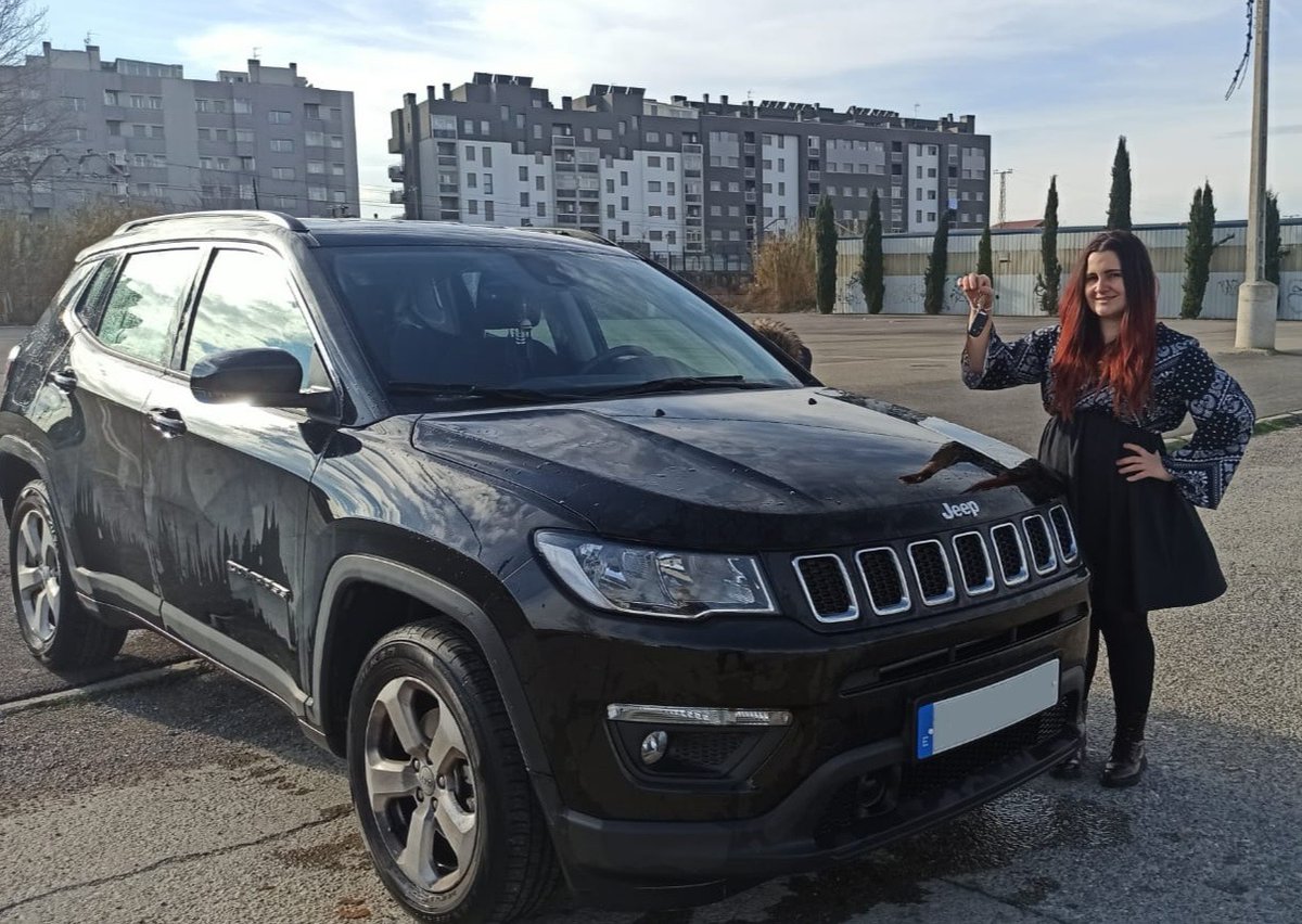 AutoliderExpert's tweet photo. ¿Por qué elegir https://t.co/IJ7ORny0MQ? 🧐

🚗 Te ofrecemos lo más parecido a un coche nuevo. Cada coche se selecciona cumpliendo los estándares de calidad, revisión técnica y mantenimientos integrales. (1/2) https://t.co/491gKYFzOR