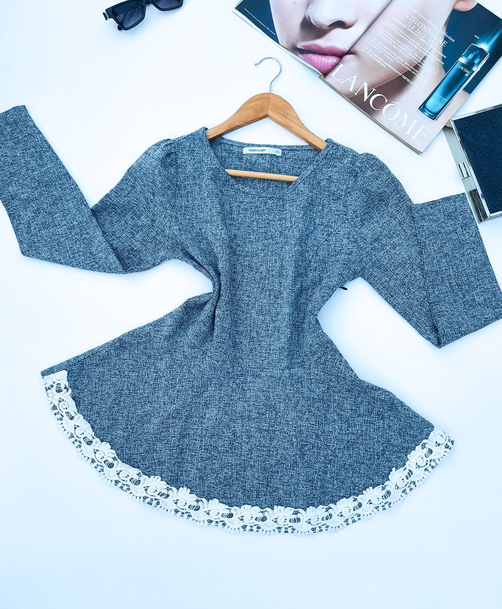 VikieB's tweet photo. Available Now 
Description: Top
Size: 6/8
Price: 2,500

#thriftstorefinds  #thriftbyhavi  #thriftshop  #onlinethriftstore  #wannekapostchallenge  #thriftedfashion  #thrifting  # https://t.co/0KBEDmq628
