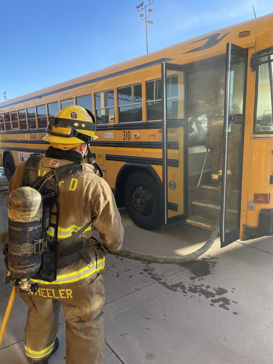 GSD_Buses's tweet photo. While students are participating in remote learning the GSD bus drivers are learning more about fire safety with West Valley Fire. @GraniteSchools @WVCUT https://t.co/V0EZeNOFGp