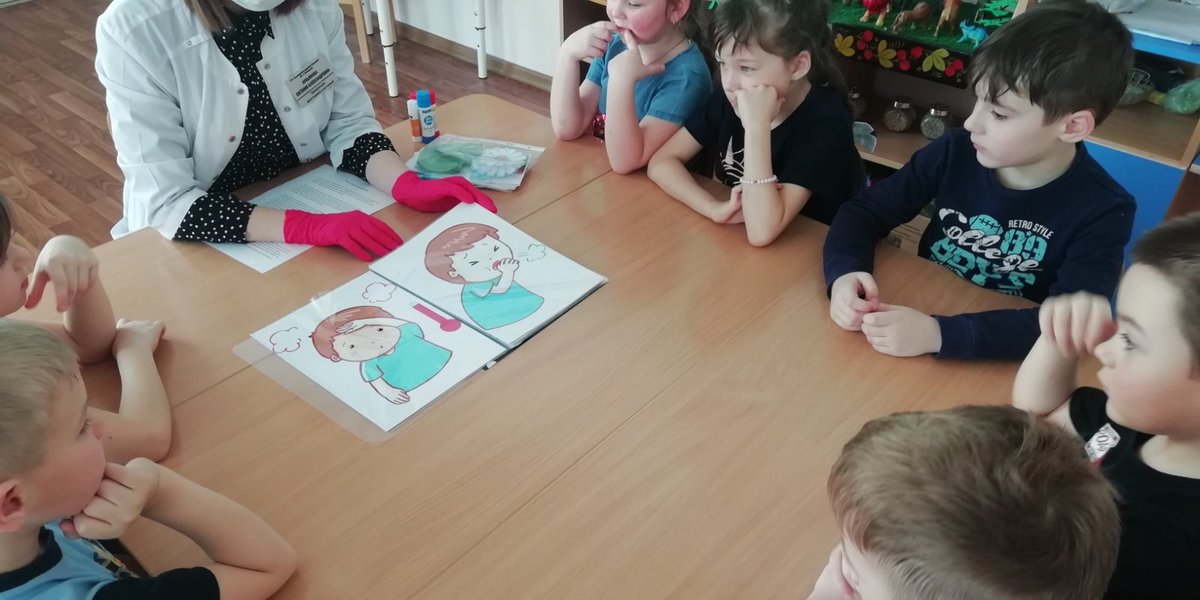 Для подготовительной группы детского сада "Колосок" была проведена беседа на тему : Как мы дышим! 
Детки узнали много новой и полезной информации!