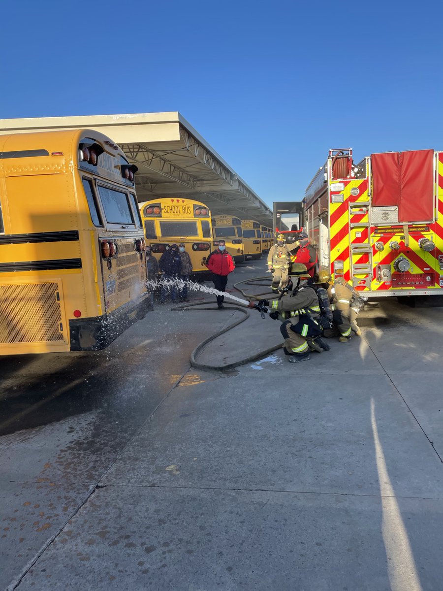 GSD_Buses's tweet photo. While students are participating in remote learning the GSD bus drivers are learning more about fire safety with West Valley Fire. @GraniteSchools @WVCUT https://t.co/V0EZeNOFGp