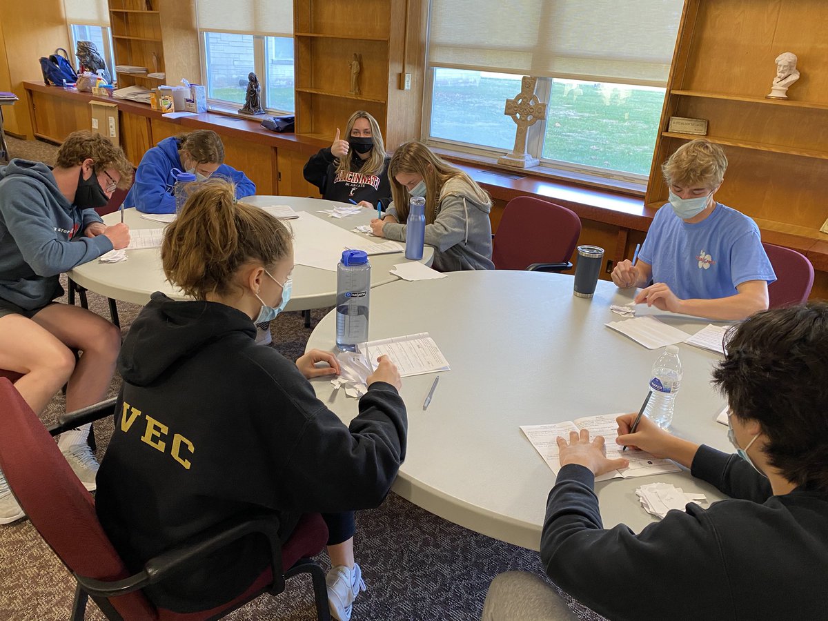 MissLaCoy's tweet photo. Our Spring Junior Retreat is well underway at the St. Joseph Retreat Center! https://t.co/sIoYXjEUxz