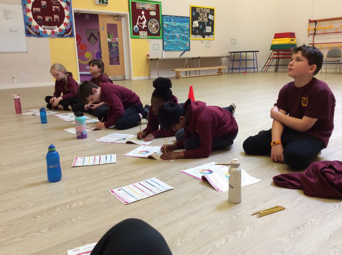 A Fantastic Afternoon With <a href="/HChichelePE/">Henry Chichele PE</a> Year 5 Sports Crew, who took part in <a href="/Nsport/">Northamptonshire Sport</a> Sports Crew Leaders Workshop. Our Sports Crew Have Decided To Encourage Active Travel <a href="/HChichelePE/">Henry Chichele PE</a> And Can't Wait To Get Started. 
Thank you <a href="/Nsport/">Northamptonshire Sport</a> For A Great Afternoon 🙌