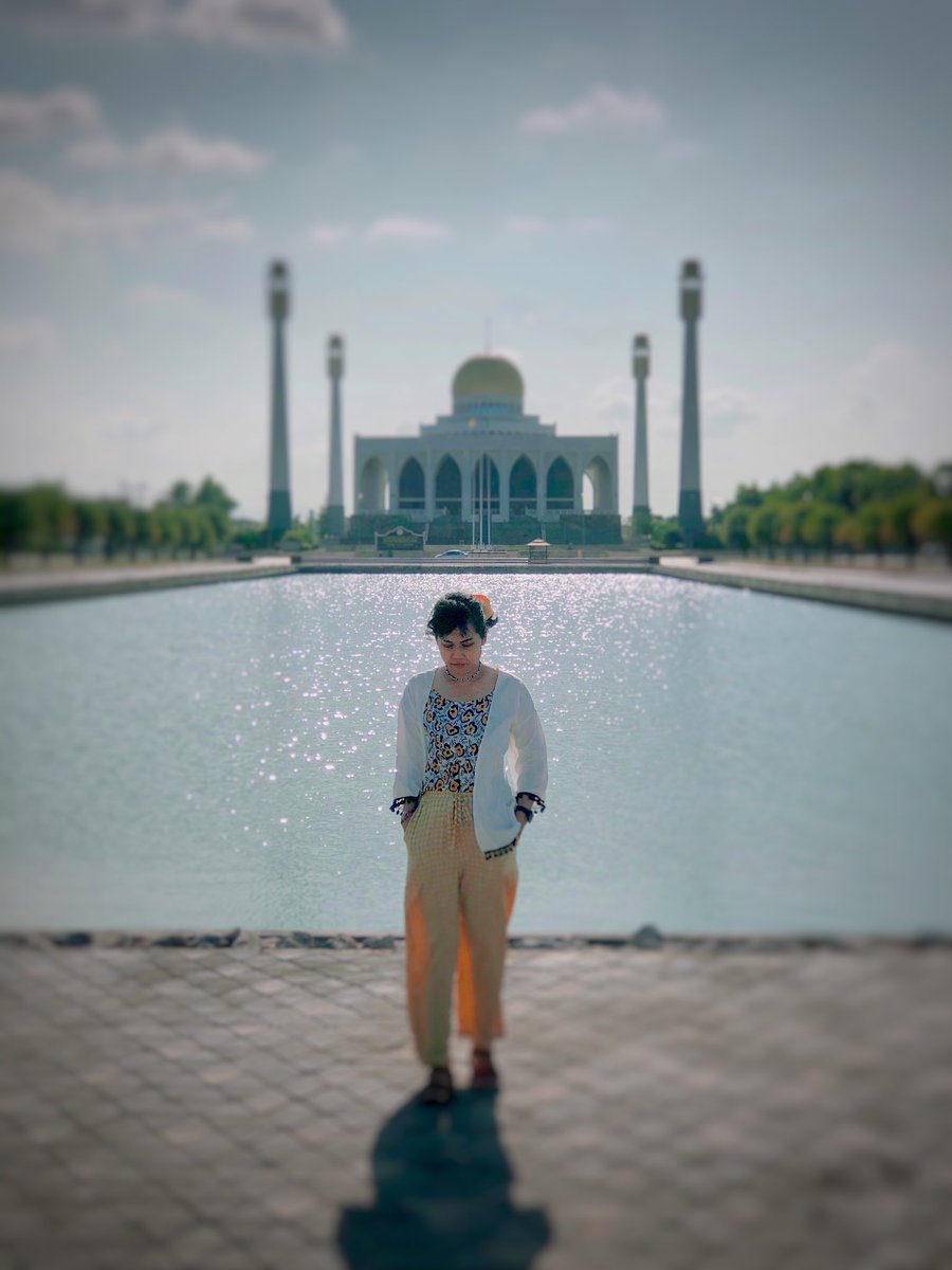 wchudsuay's tweet photo. ไม่แปลกใจเลยทำไมสายถ่ายภาพทั้งหลายถึงมา #ทัชมาฮาลเมืองไทย ยิ่งมาตอนเย็นถึงค่ำ คุณจะได้เห็นความสวยงามที่ตรึงตรา https://t.co/YhceHBbWG8