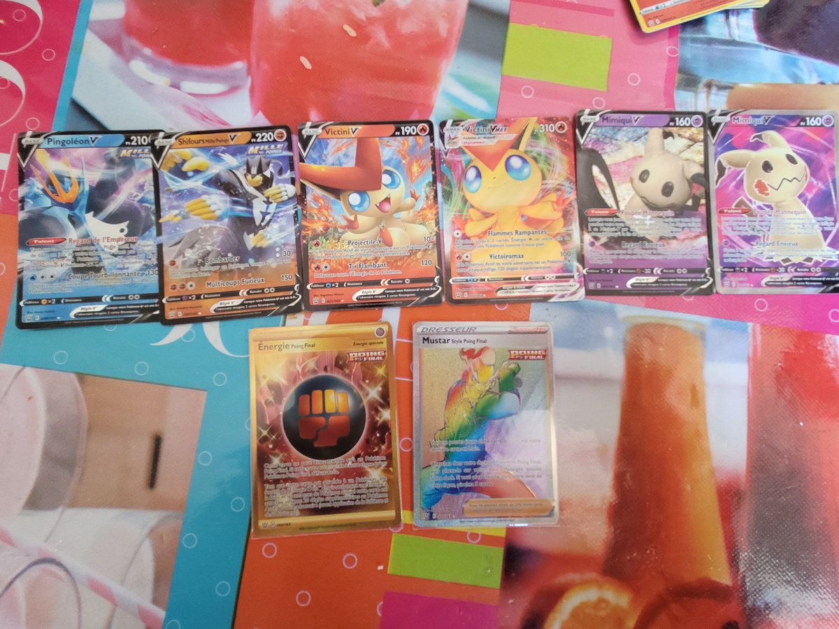 BrawlJo's tweet photo. Tirage de mon display #PokémonTCG #StylesDeCombat
8 Ultra Rares dont 2 secrètes ! https://t.co/6JDZY10QIJ