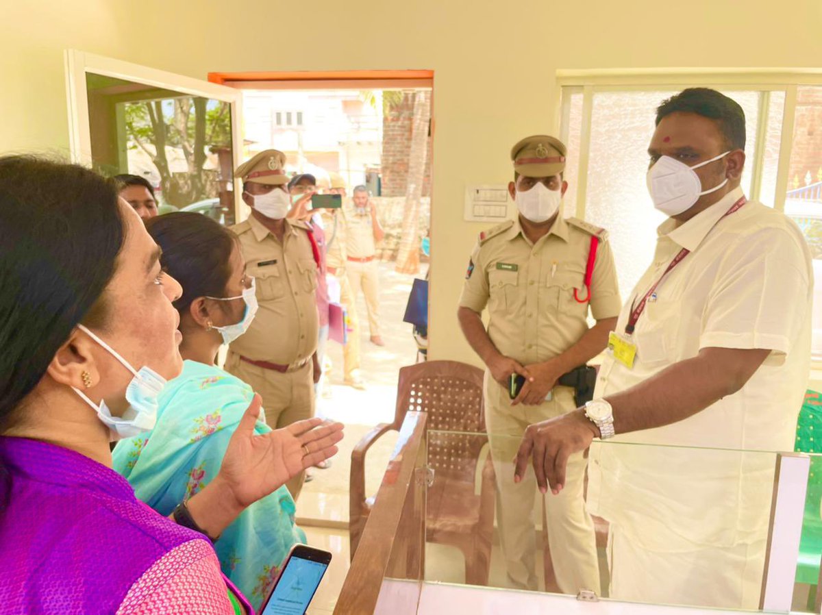 DrRGAnandIND's tweet image. #FieldObservation at Narpala village Police Station.Had a Discussion with Child Friendly Police Officials. (2/2)