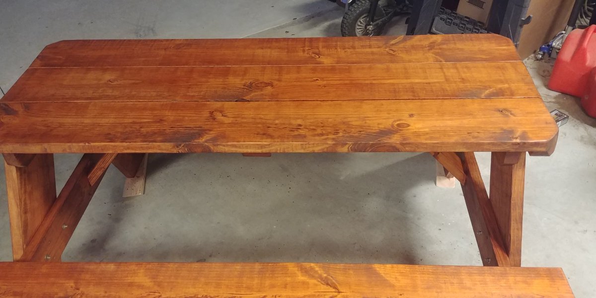 MrFleming12's tweet photo. Hey BPE families, remember we have only 2 days left to bid on auction items or buy raffle tickets for the annual PTA Festival.  Here is the picnic table (6 ft) that I finished last night.  Please click here to help support our PTA and school!!!  https://t.co/i5UqQAN2UN https://t.co/PP4KA1E6CH